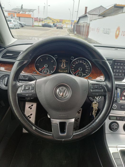 VW PASSAT B6 2010. Trapă    Interior Business   Parking Assist