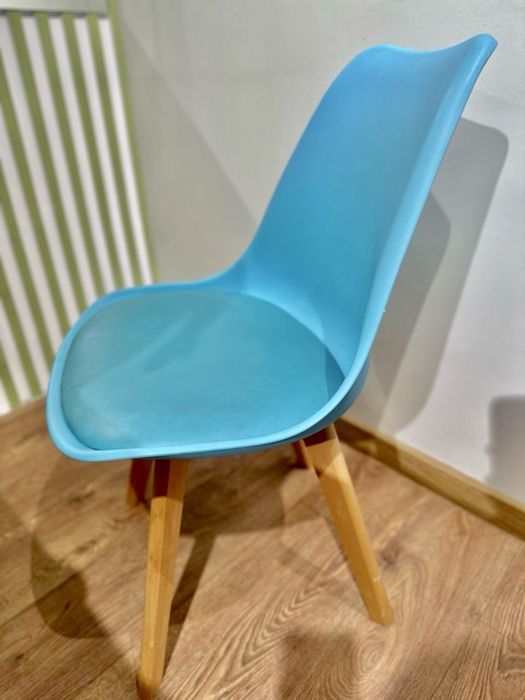 Стулья икеа розовые