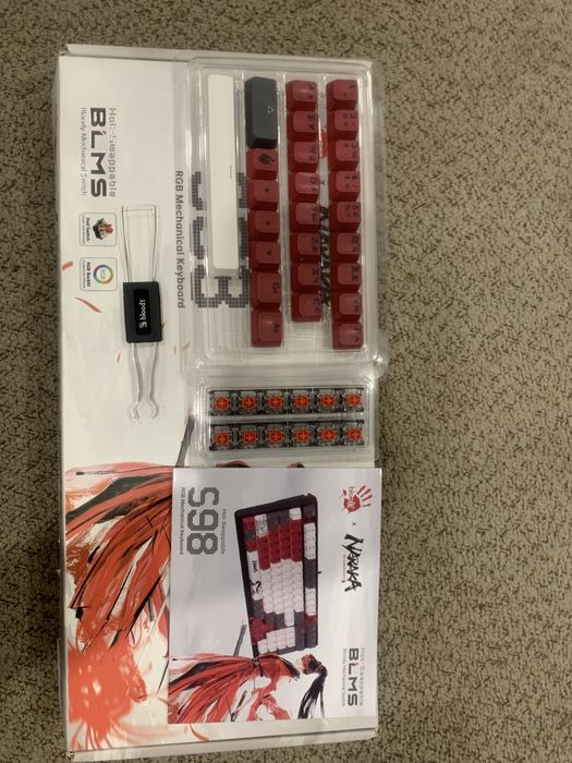 Продаю клавиатуру bloody s98