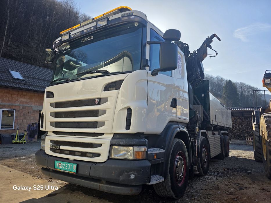 Autobasculanta scania 8x4 cu macara effer 470-7