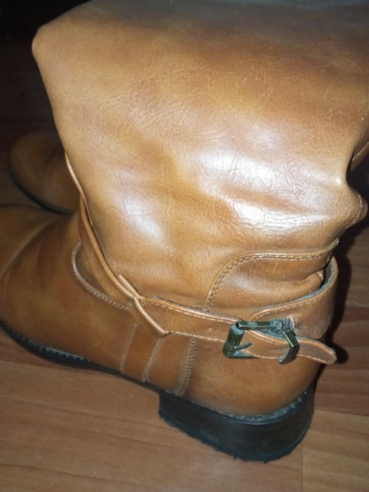 Продам демисезонные сапожки