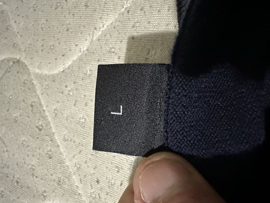 Hugo Boss  Lana Wool V-Neck Pullover мъжки пуловер