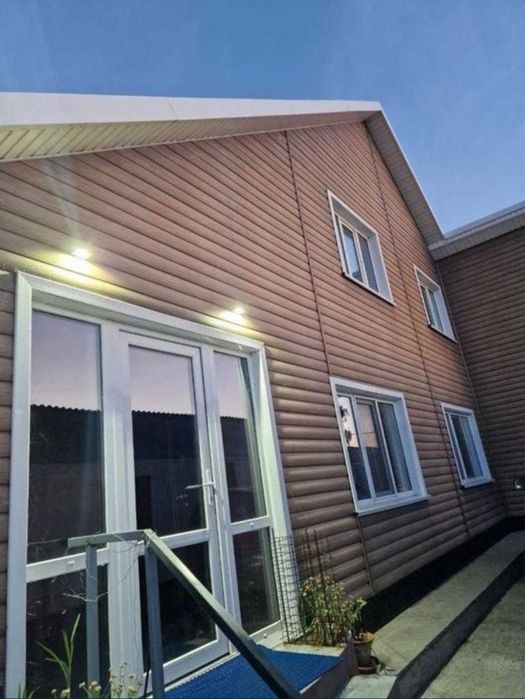 Продам 2-х этажный дом