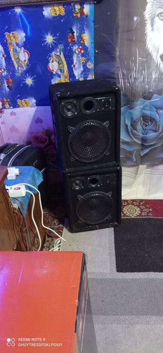 boxe de vînzare de  evenimente se p0753504270ot pune pe stative sunt puternice pe 8 omh se aud perfect de evenimente sau de curte casa exc