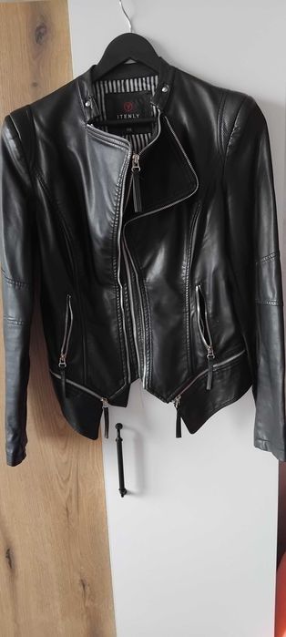 Дамски якета            .