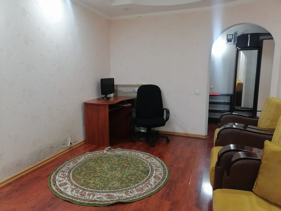Продается 2 ком квартира в районе Меховой