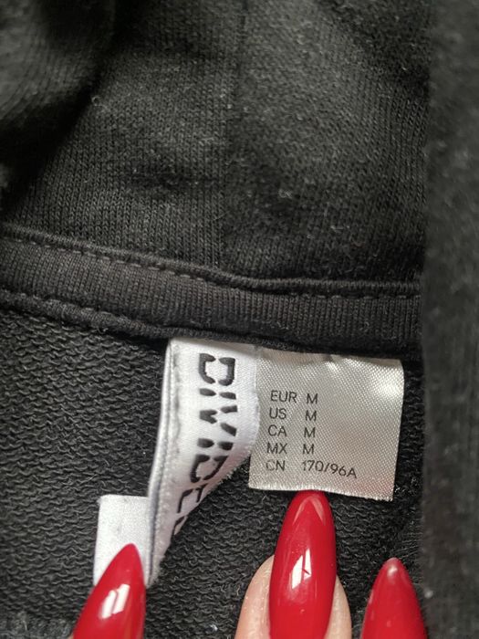 Потник с качулка - стара колекция на H&M