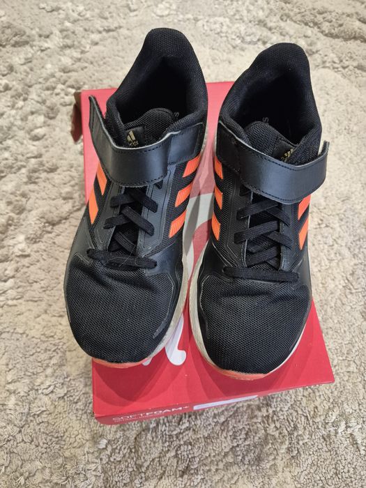 Pantofi sport Adidas