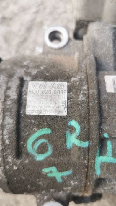 Compresor clima Vw Polo 6r seat ibiza skoda fabia