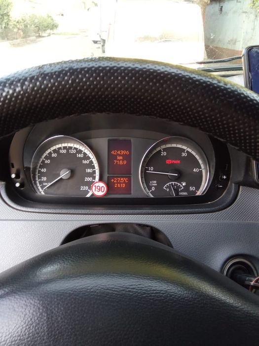 Мерседес вито зоватской посажирное 9месталик.2008год.енгил минивен