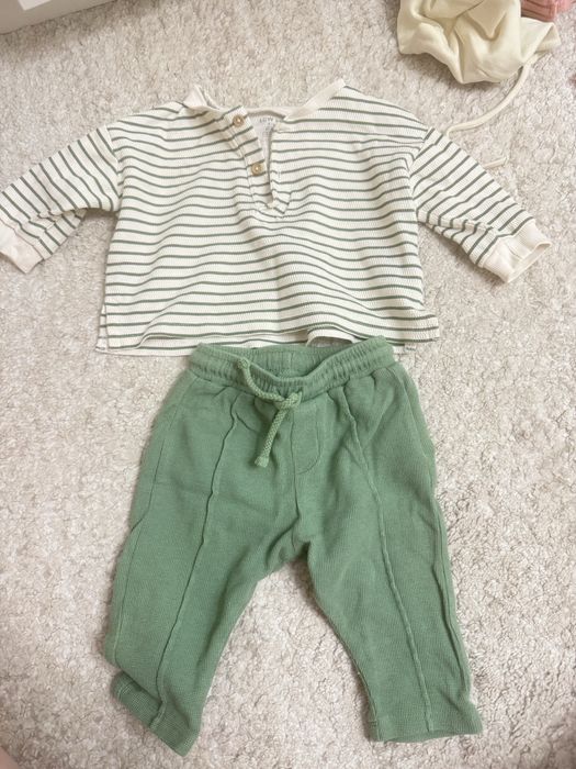 Продам детские костюмчики