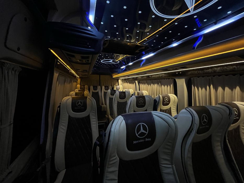 Услуги микроавтобуса Mercedes Sprinter