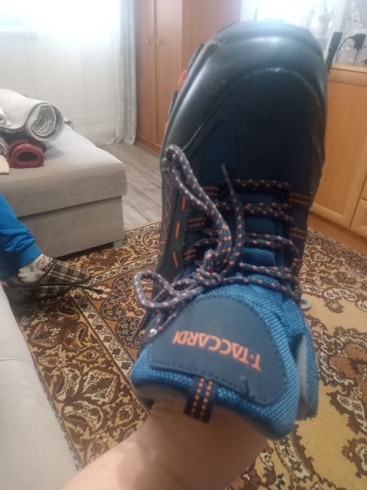 Отдам обувь на мальчика