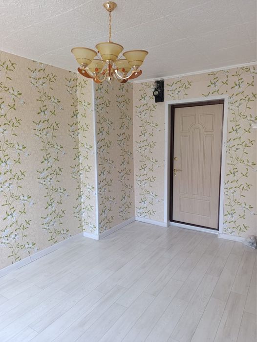 • Продается комната в общежитии •