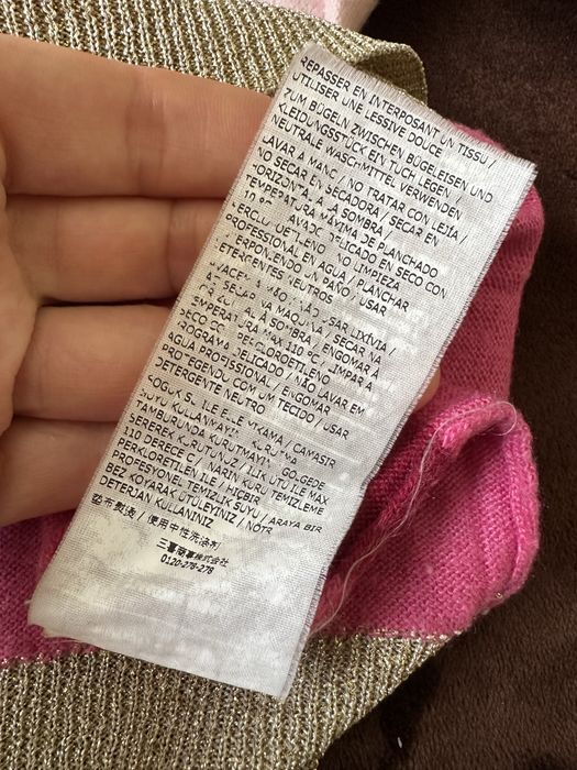 iBlues Max Mara Пуловер + подарък Max&Co черна къса пола