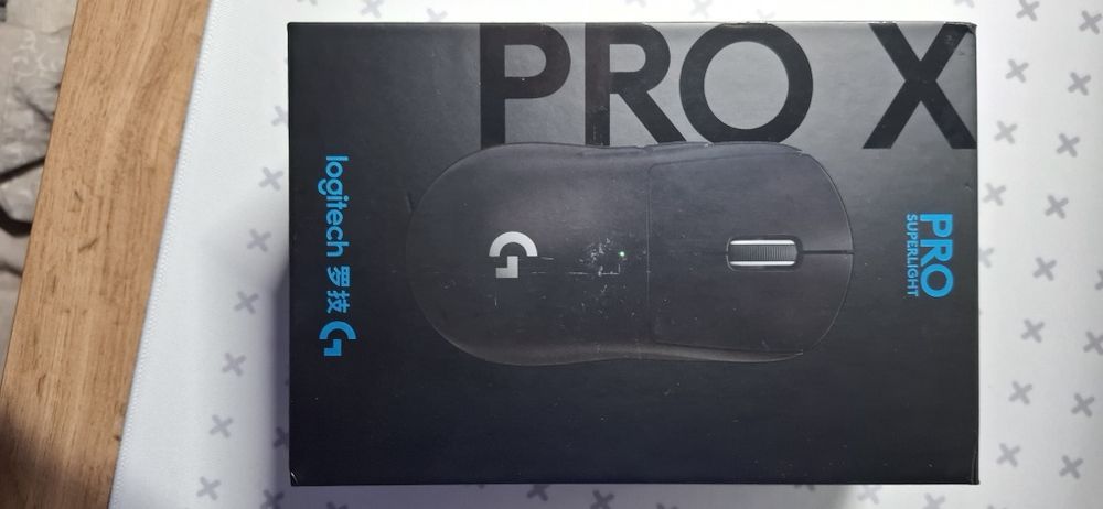 Мышь Logitech Superlight + доп глайды