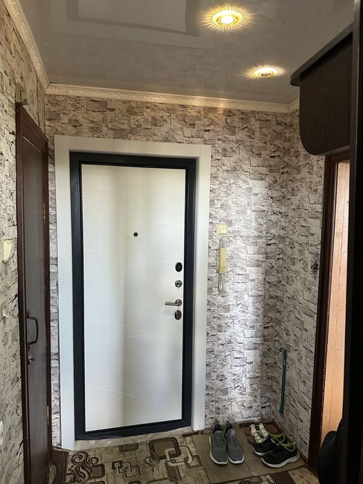 Продам 1 кв Жас Оркен стадион Динамо