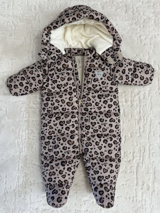 Combinezon guess marimea 56 (0-3m)