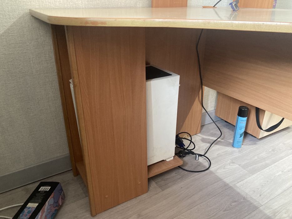 Отдам стол самовывоз