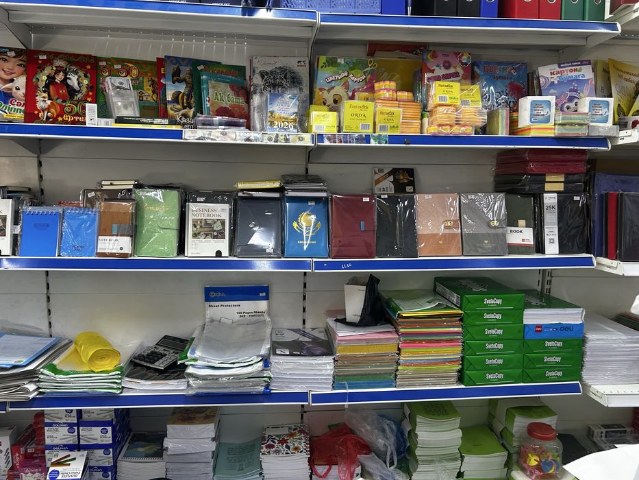 Оборудование для магазина .Полки.