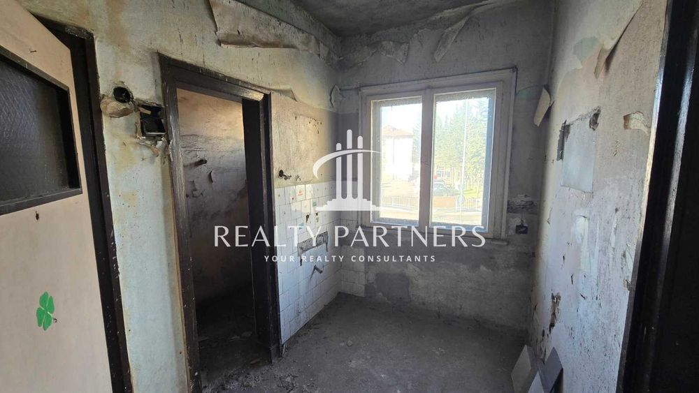 Отдава под наем офис – кв. Твърди ливади, гр. Перник