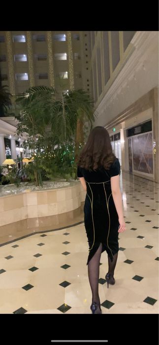 Продам платье от бренда Isabel Garcia.