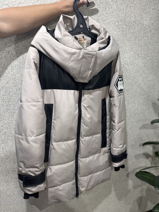 Продам зимнюю куртку