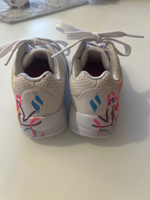 Обувки за момиче mayoral  и Skechers