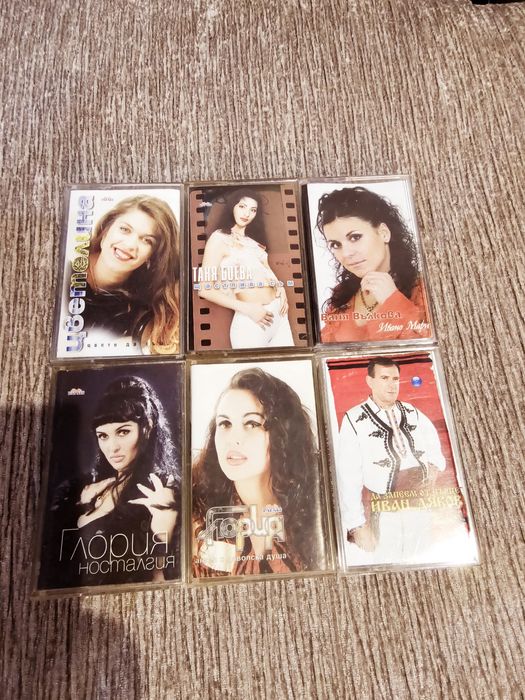 Поп-фолк касетки.