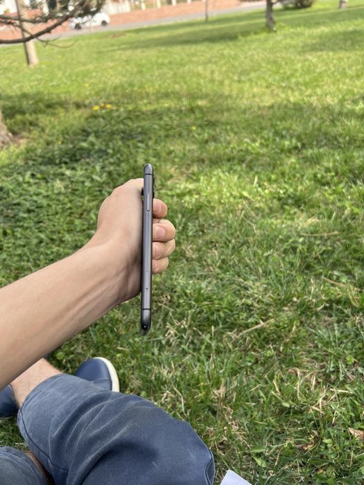 iPhone 11 128gb RM/A