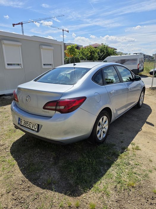 Vand Opel Astra J 2016 1.4 140 CP Turbo GPL prim proprietar