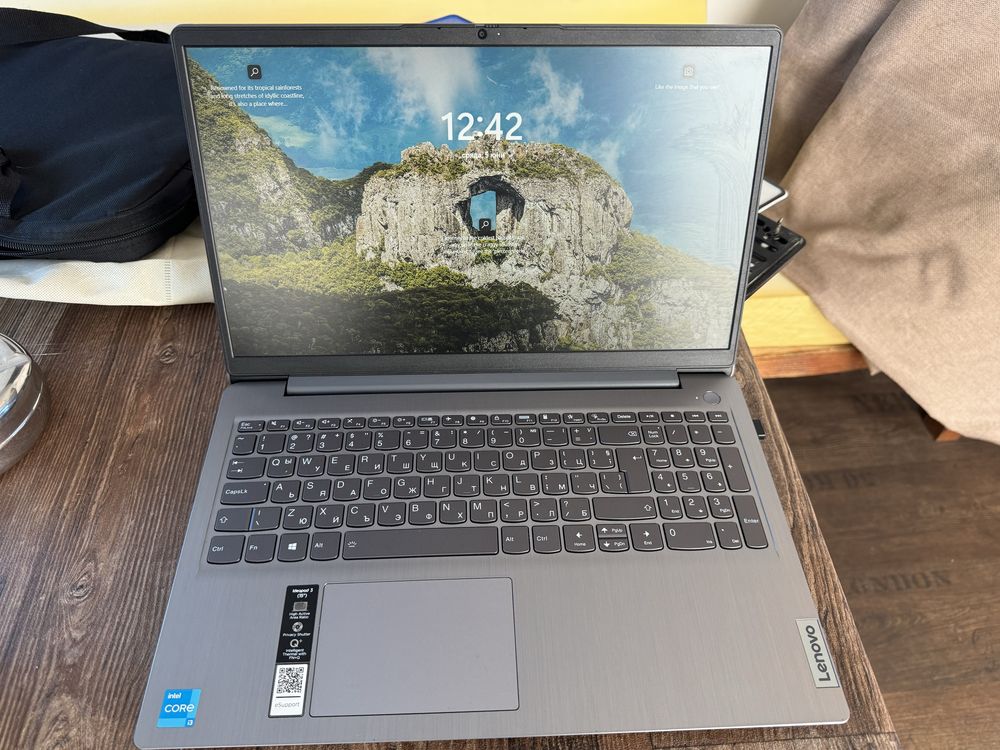 Лаптоп Lenovo Ideapad 3 15itl6 гр София Требич • Olx Bg