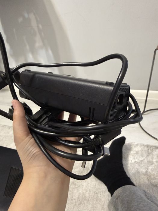 Xbox 360 slim продам