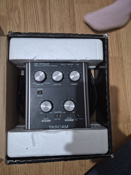 Tascam US-144 MK ||