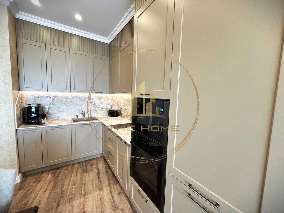 Дава се под наем Двустаен апартамент в Варна, Бриз - 60 кв.м за 1300 € - Снимка #7