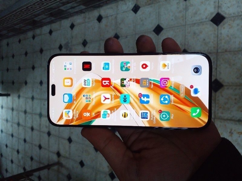 Хонор х8б 128гб айби йук сотишдан максад бошка  тел олиш