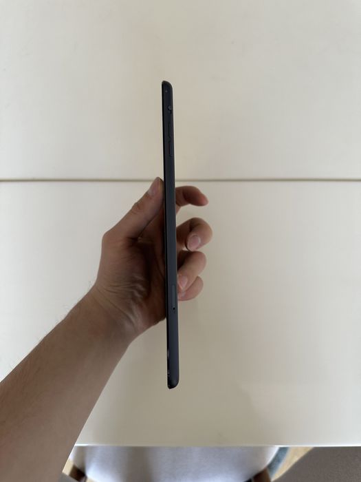 iPad Mini 64GB в отличном состояний