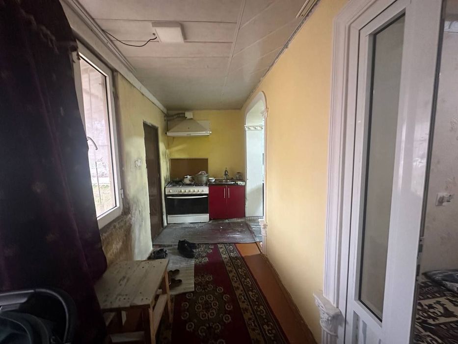 1- етаж 2 хонали уй тезда сотилади