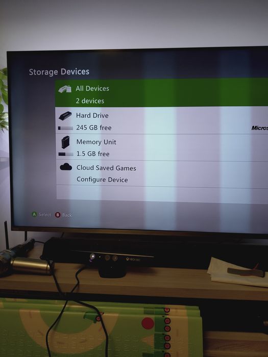 XBOX360 + 2 joystick+ kinetic nemodat