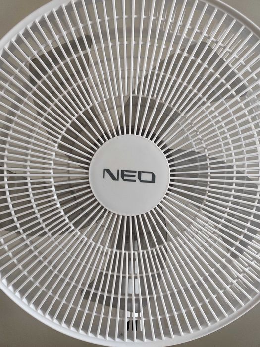 Вентилятор neo белый