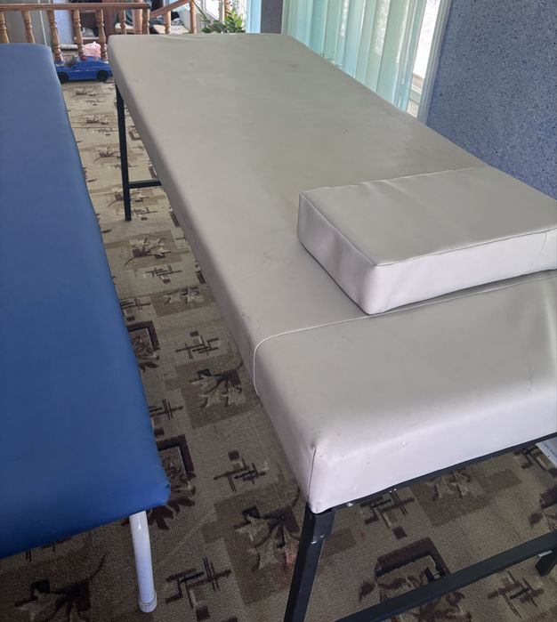 Кушетка медицинская