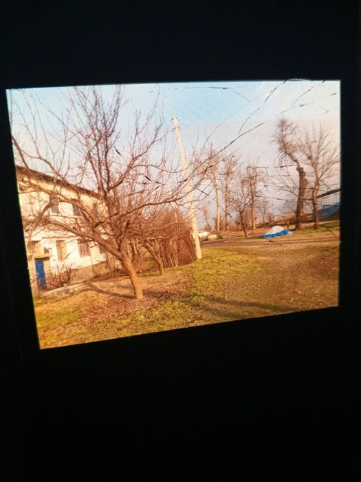 Uy sotiladi arzon narxda