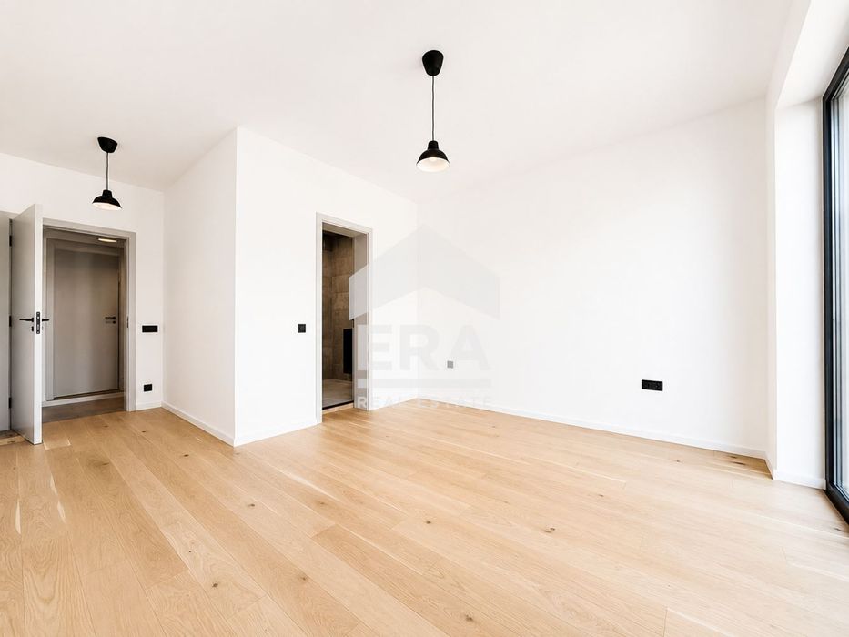 Продава се Тристаен апартамент в София, Красно село - 119 кв.м за 3866 €/кв.м - Снимка #8