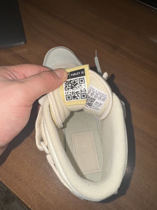 Кросовки adidas Parley x Forum Mid Off White