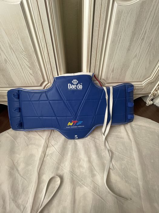 Протектор таэквондо #3 и #5 + шлем в подарок
