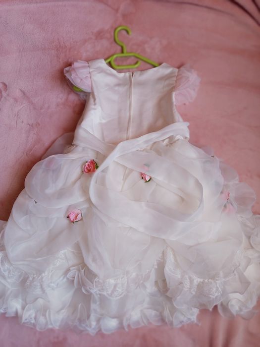 Платье на девочку