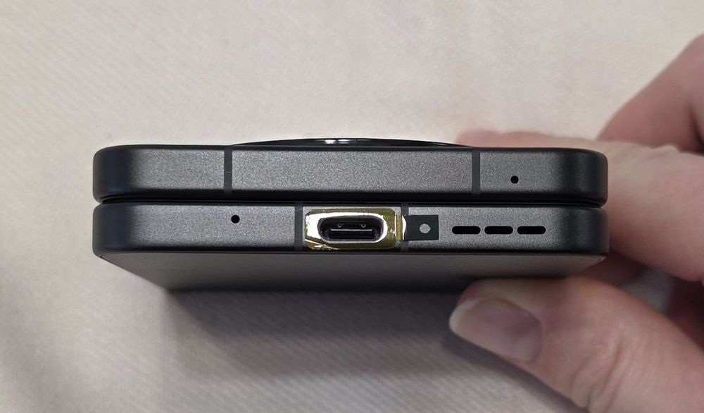 Telefon Nubia flip 5g, negru- 256 GB