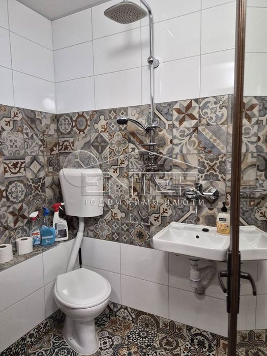 Дава се под наем Едностаен апартамент в Варна, Център - 40 кв.м за 328.95 € - Снимка #6