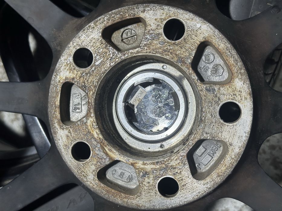 Комплект дисков с резиной bmw e36 e46 e90 R18