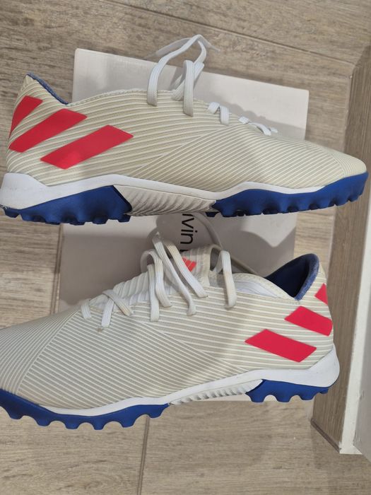 Adidasi fotbal Adidas